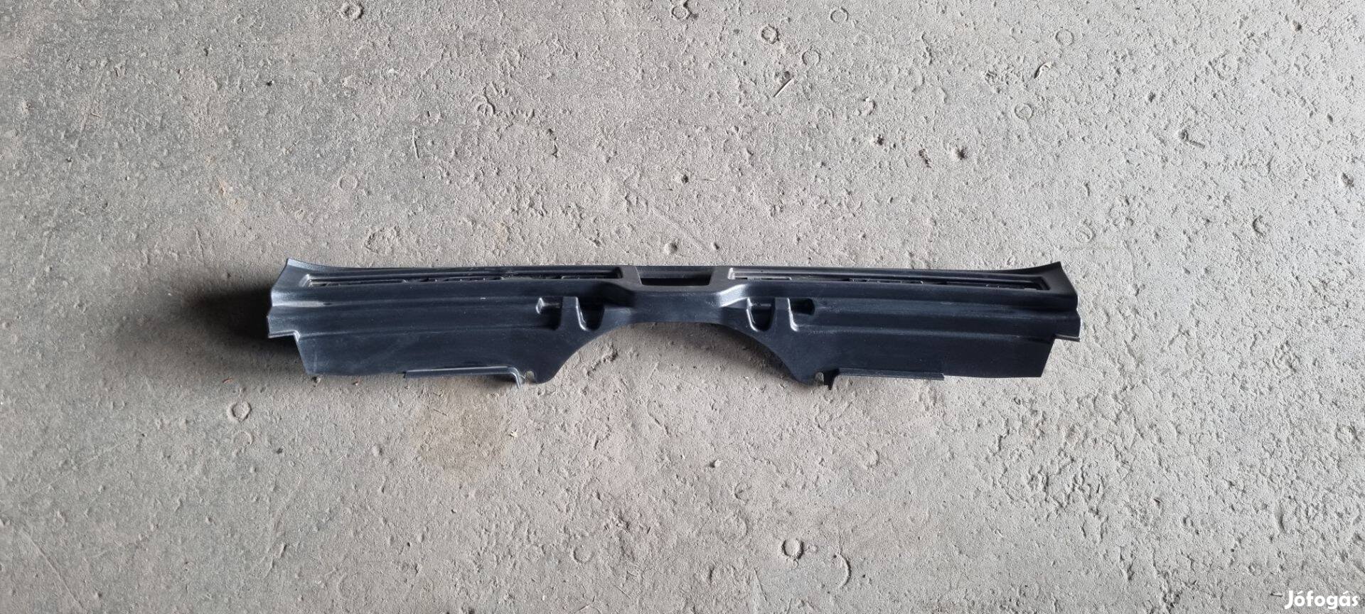 Volvo XC40 2019- Hátfal csomagtér burkolat 31440884