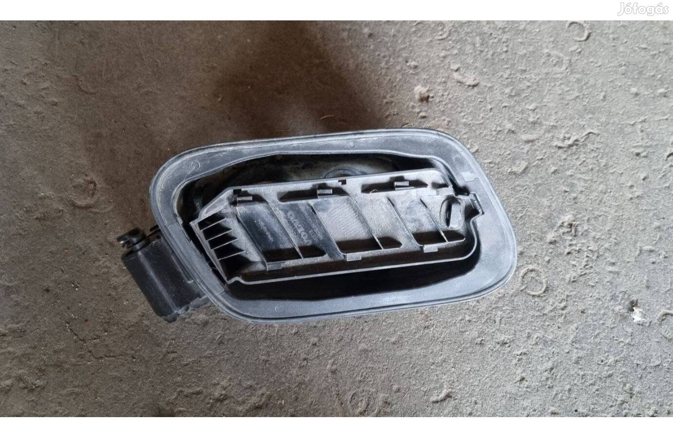 Volvo XC40 Tankajtó tank beöntő 31457777