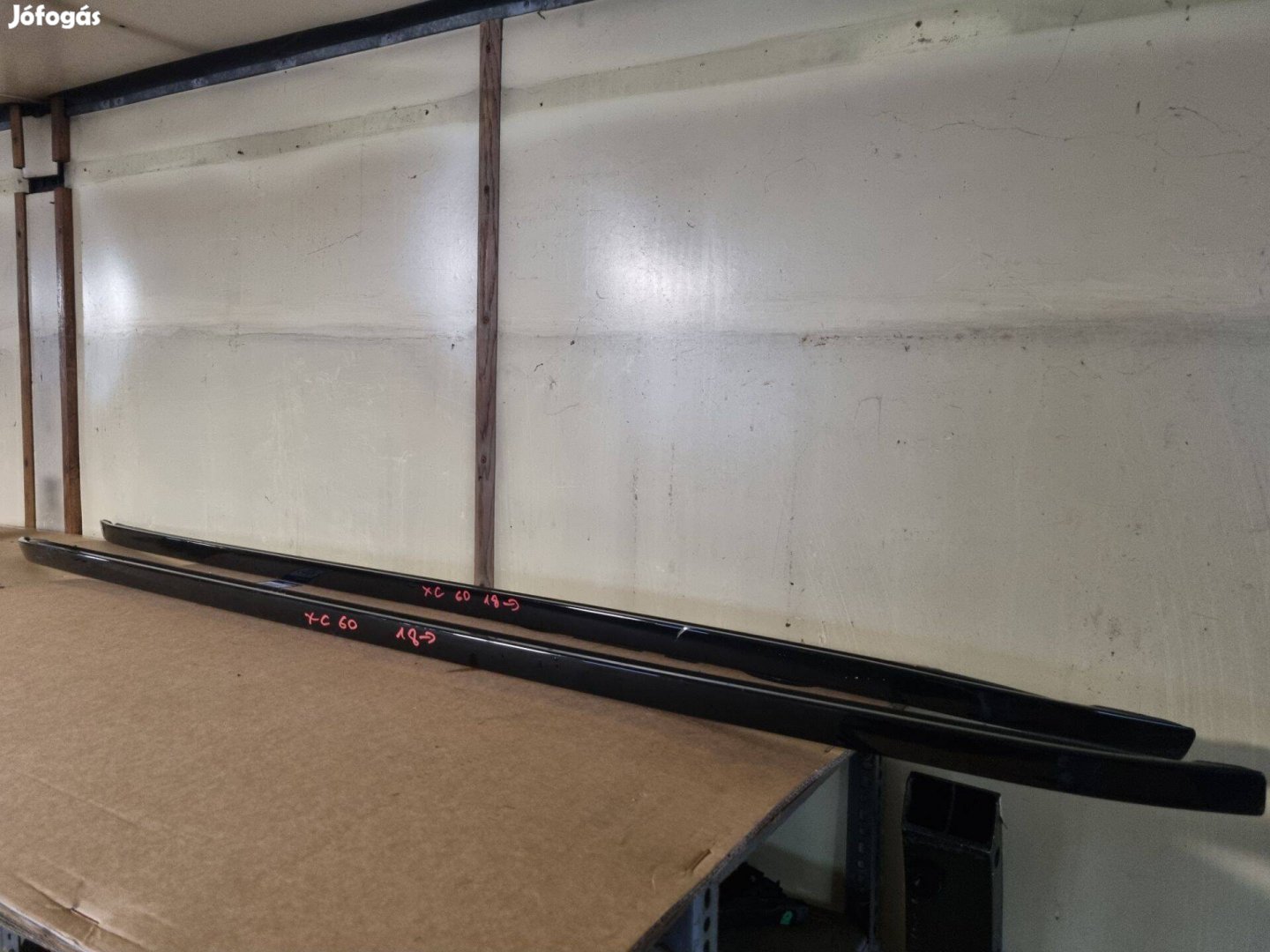 Volvo XC60 2018-jobb bal tetősín 31416898 31416899