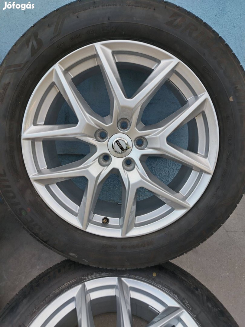 Volvo XC60 alufelni 235/60r18 Nyárigumival *ár/db