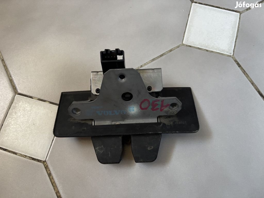 Volvo XC60 csomagtér ajtó zár 31335052