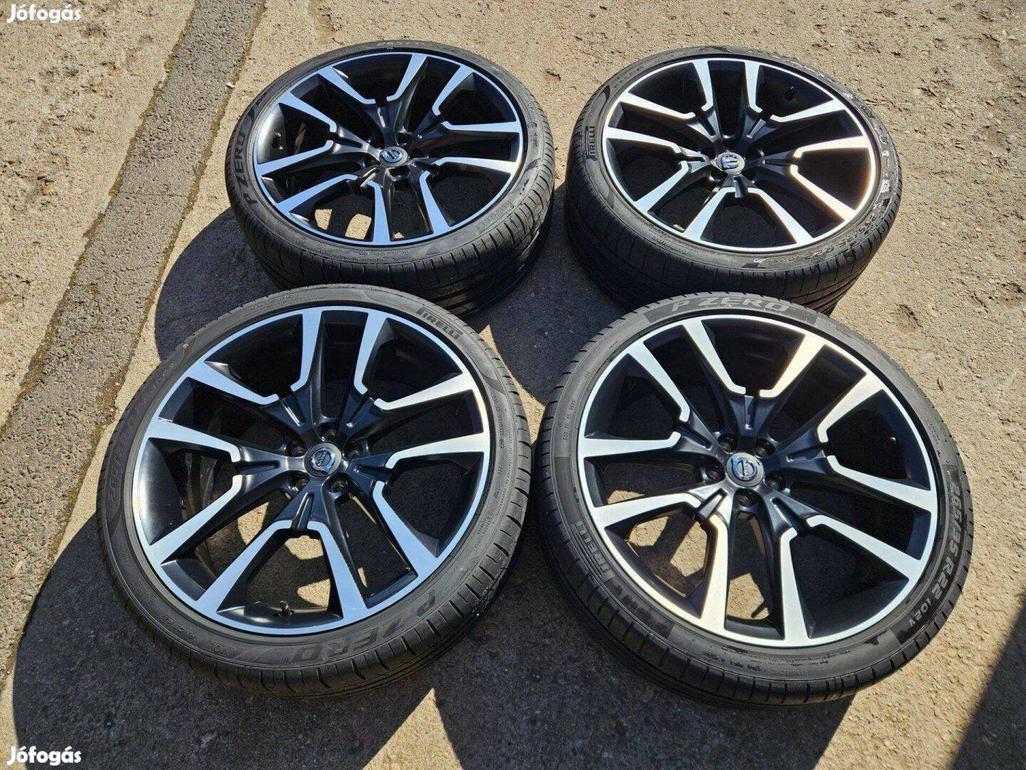 Volvo XC60 gyári 22" colos alufelni garnitúra Pirelli nyári gumikkal