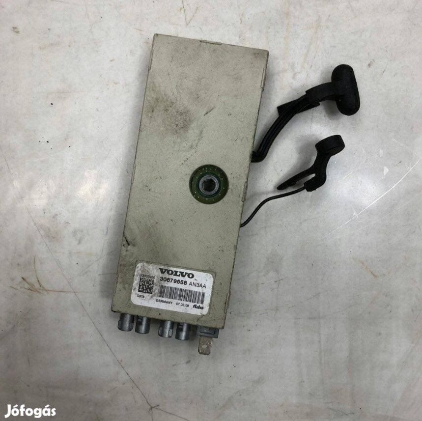 Volvo XC70 III V70 III S80 II 30679658 rádió antenna erősítő