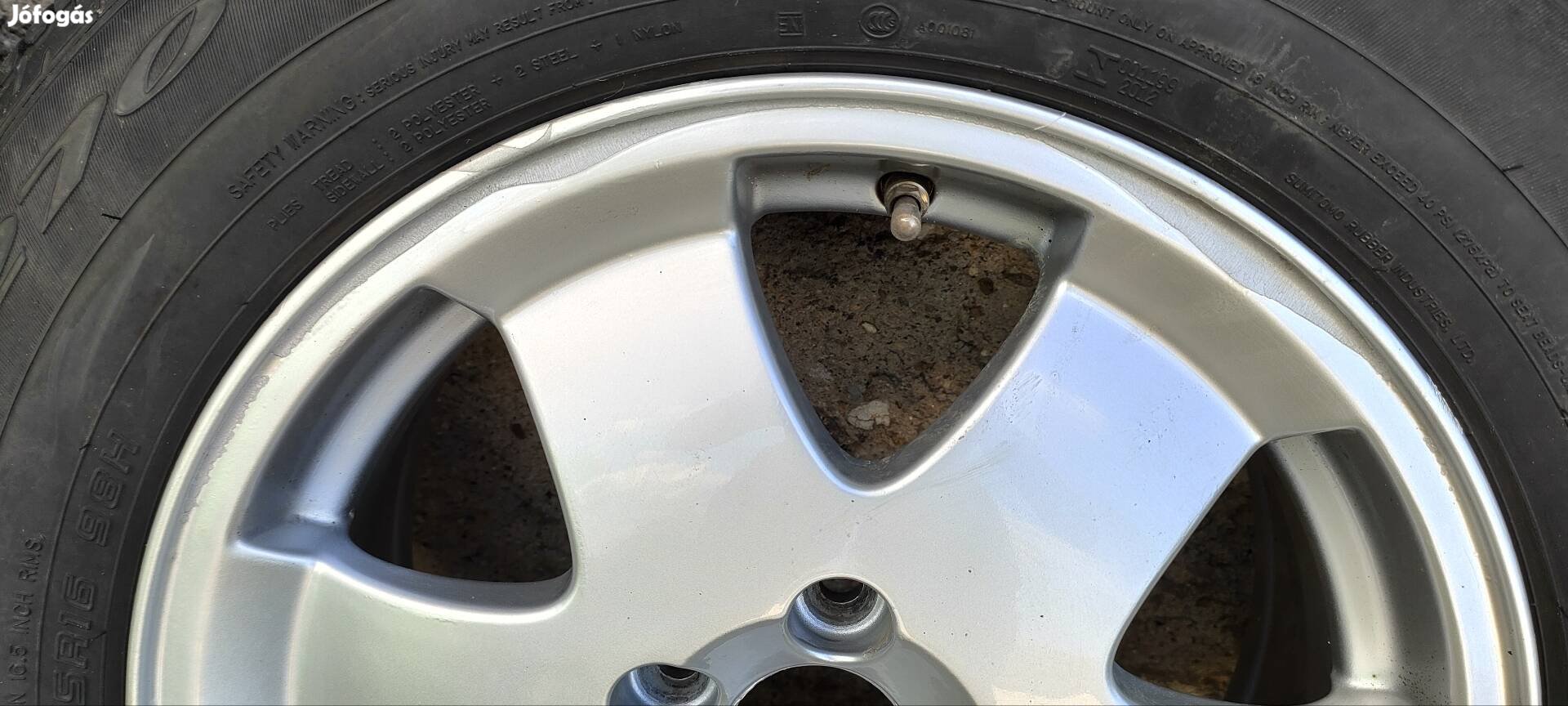 Volvo XC70 alufelni garnitúra (16") jó nyári gumikkal (215/65)