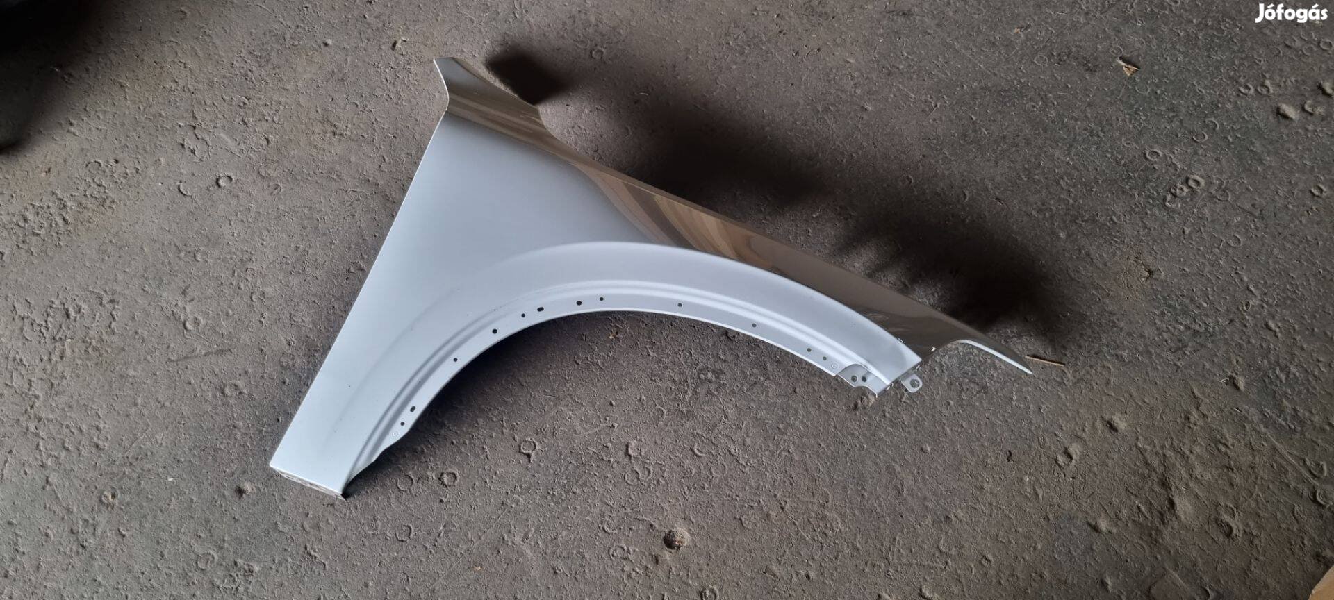 Volvo XC90 14- Jobb első sárvédő