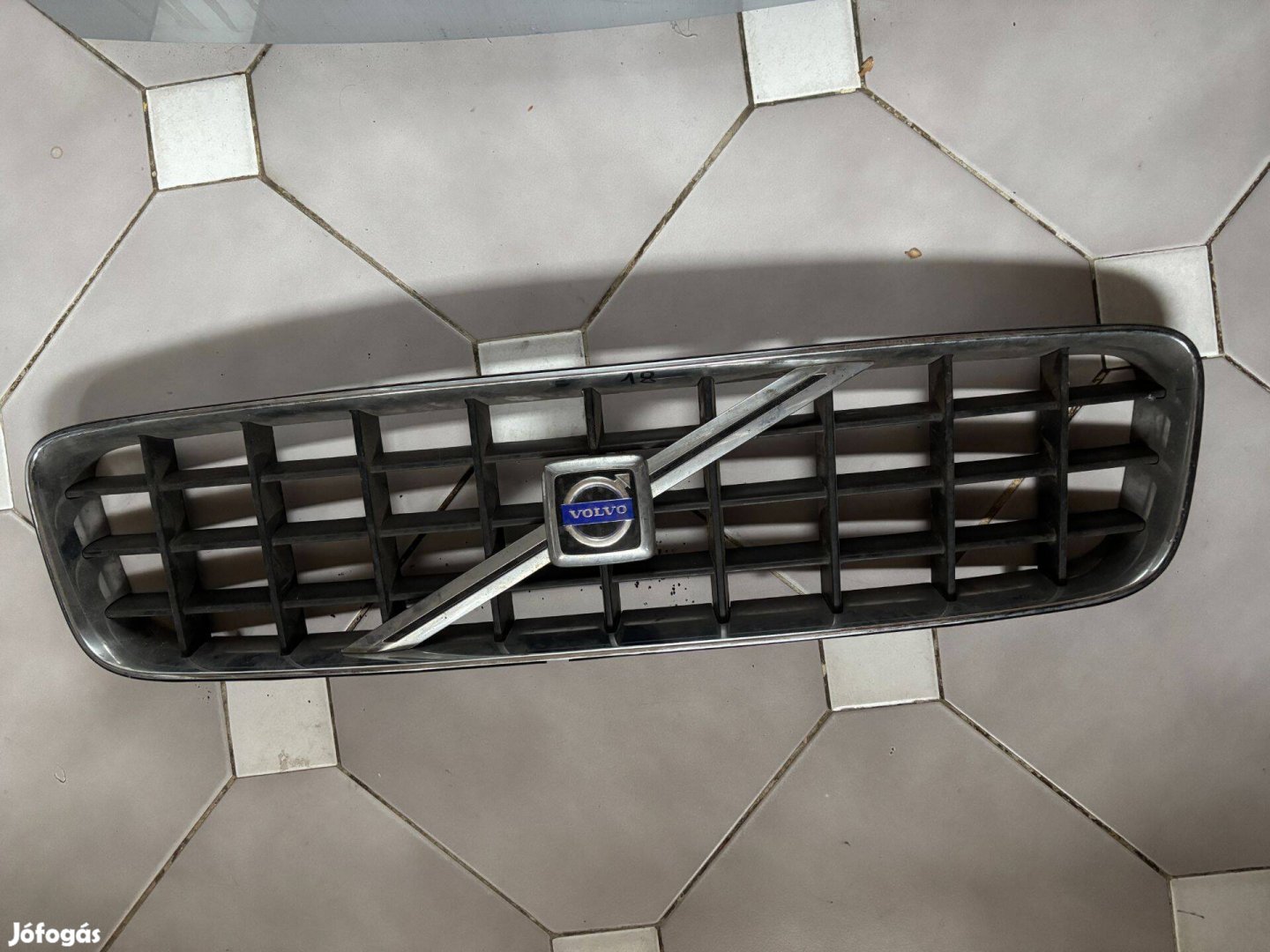 Volvo XC90 I hűtőrács, hűtőmaszk 8620641