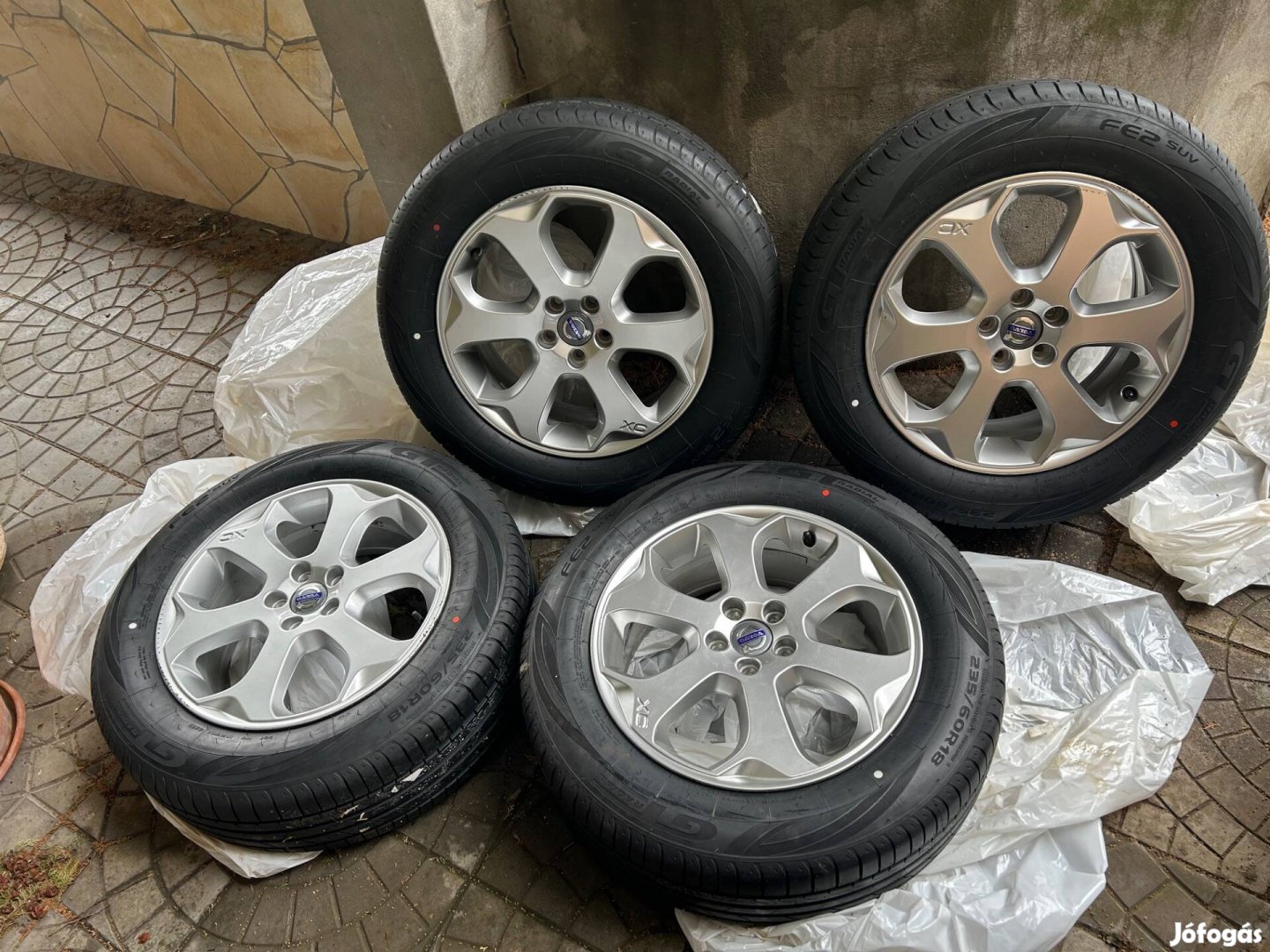 Volvo XC alufelni 0km új gumikkal 5x108 R18