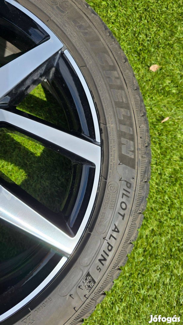 Volvo alufelni 18"