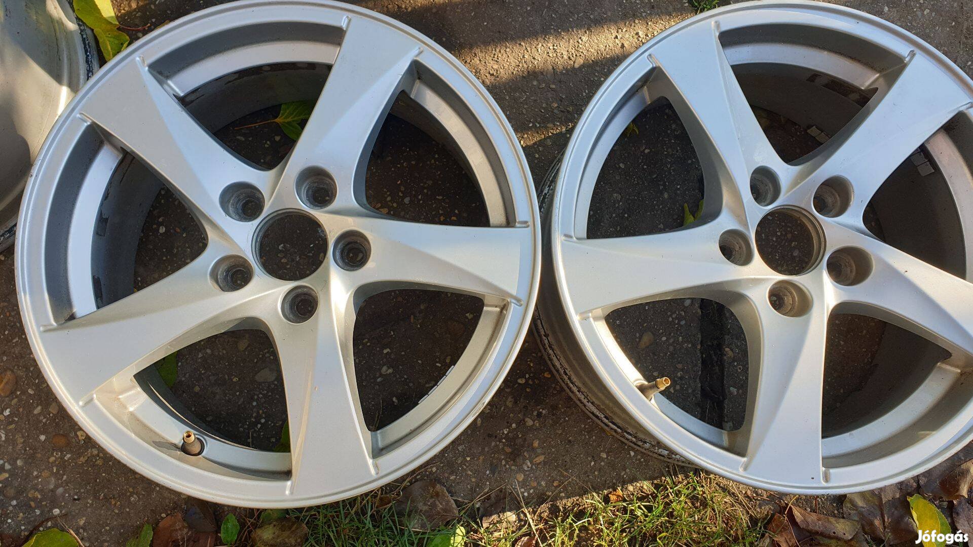 Volvo ford gyári alufelni szett 16" col 5x108