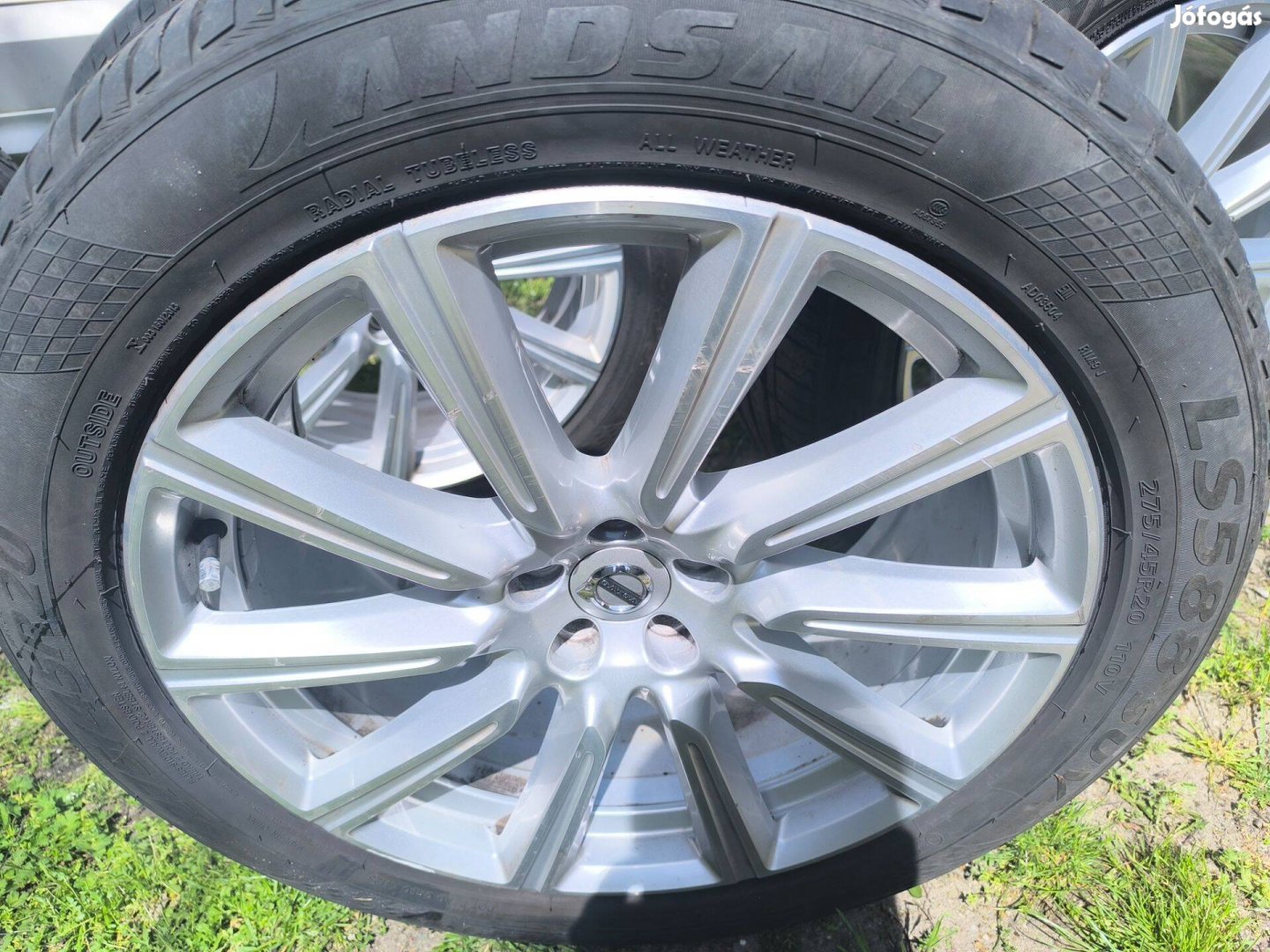 Volvo gyári 275/45 R20 alu felni /kerék nyári gumival