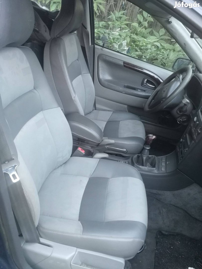 Volvo s40 ülések, ajtókárpitok