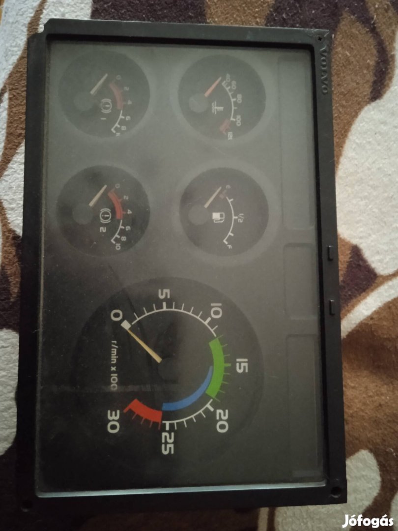 Volvo teherautó műszerfal 5óra egyben!