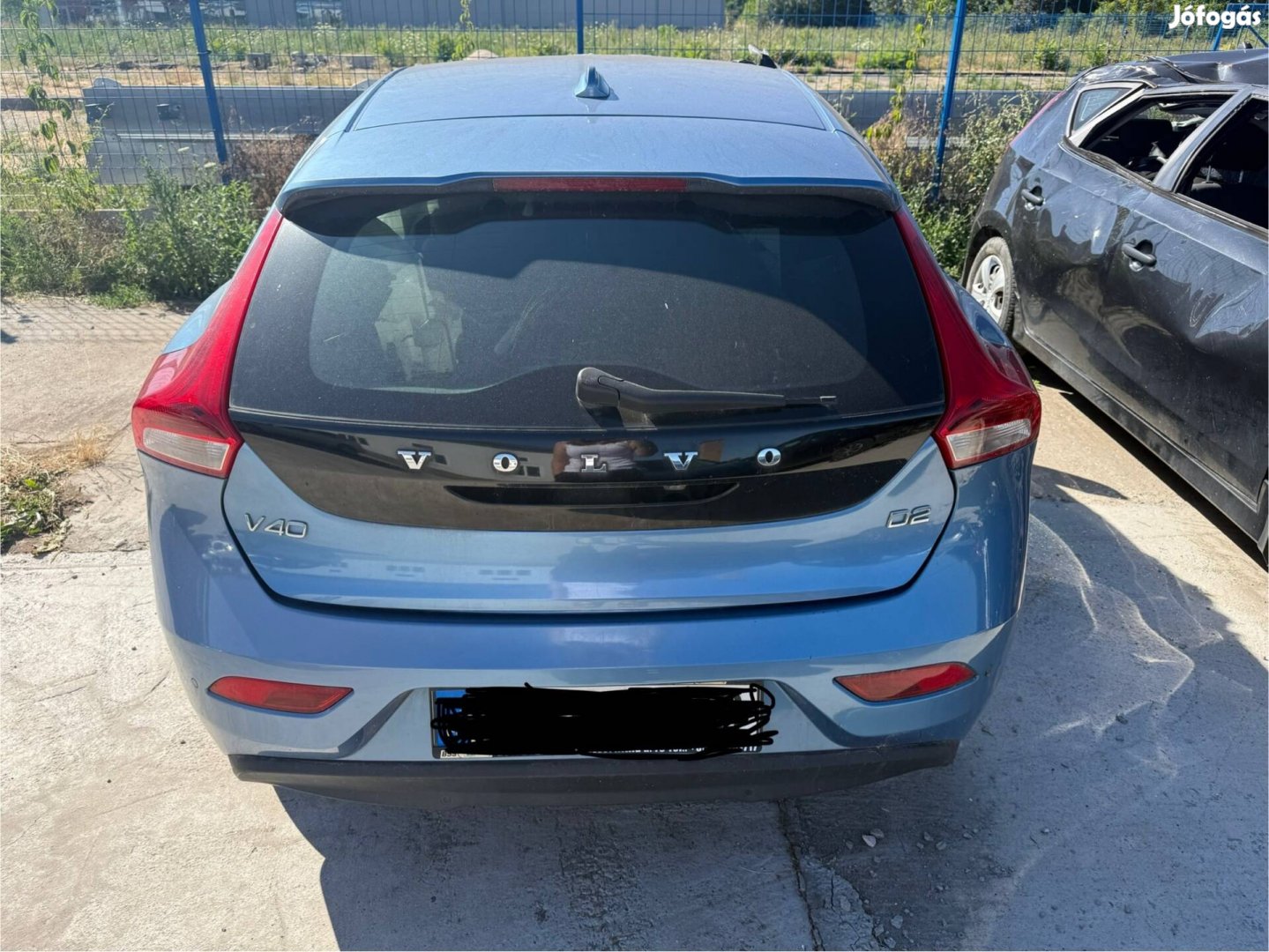 Volvo v40 bontás