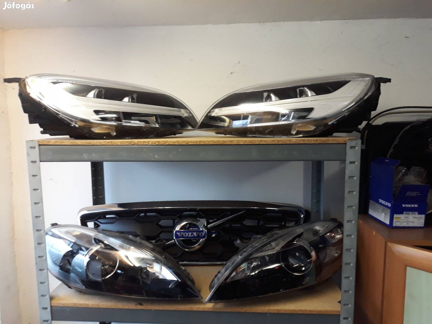 Volvo v40 halogén xenon és led fényszóró eladó