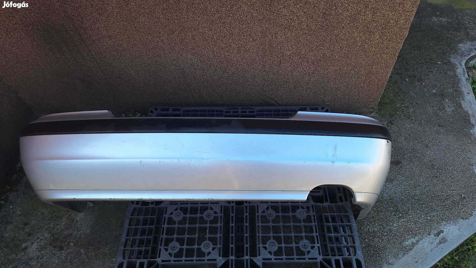 Volvo v40 hátsó lökhárító
