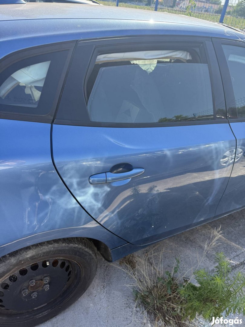Volvo v40 jobb hátsó ajtó