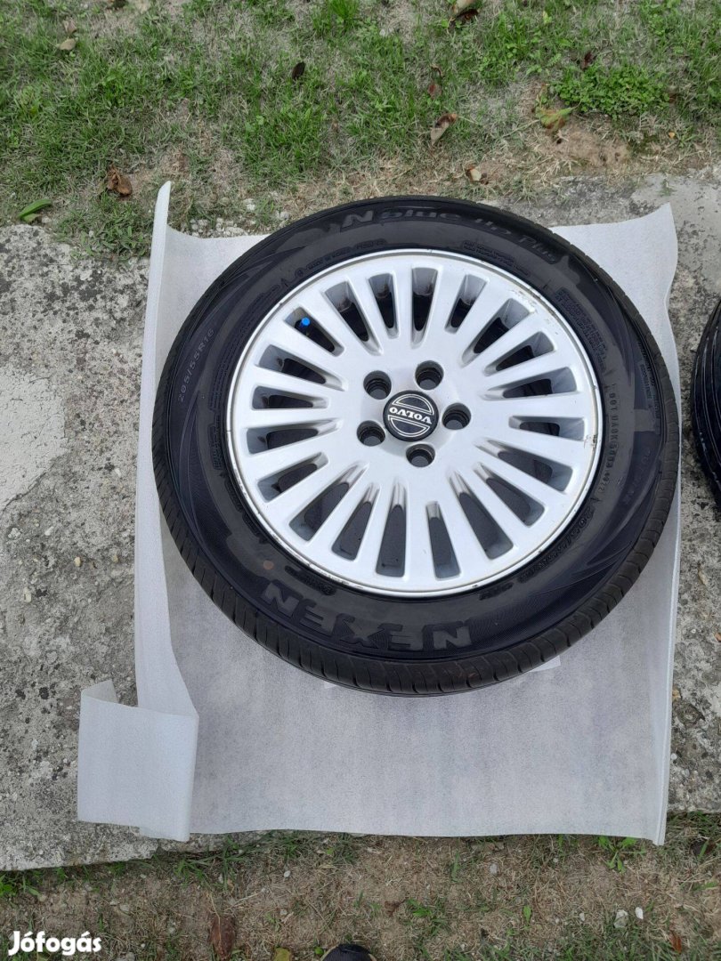 Volvo v50 alufelni 16 os 205 55r16 os nyári nexen gumival