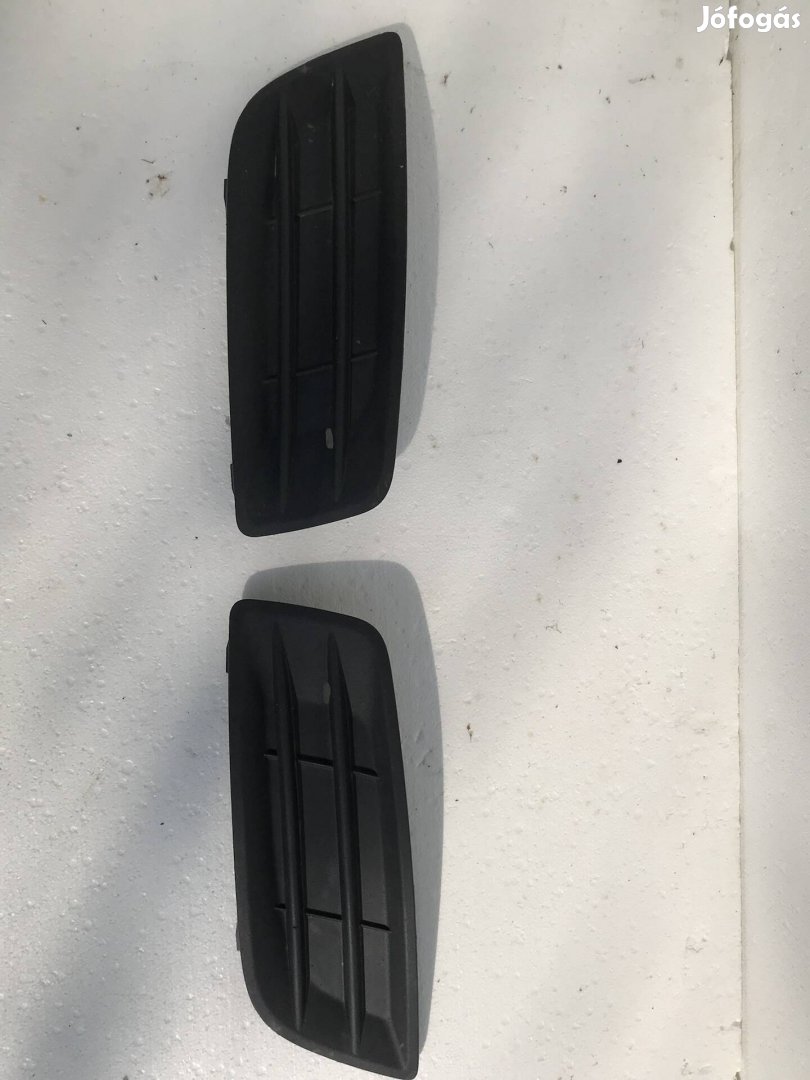 Volvo v50 facelift ködlámpa takaró 