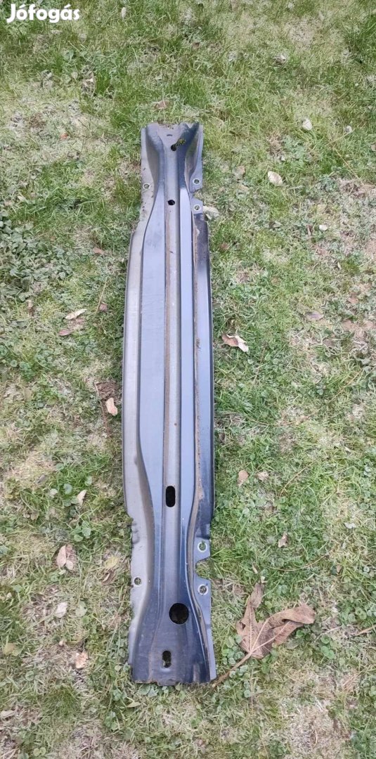 Volvo v60 Keresztmerevítő hátso