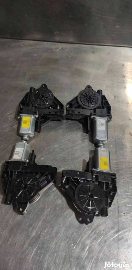 Volvo v60 ablakemelő motor