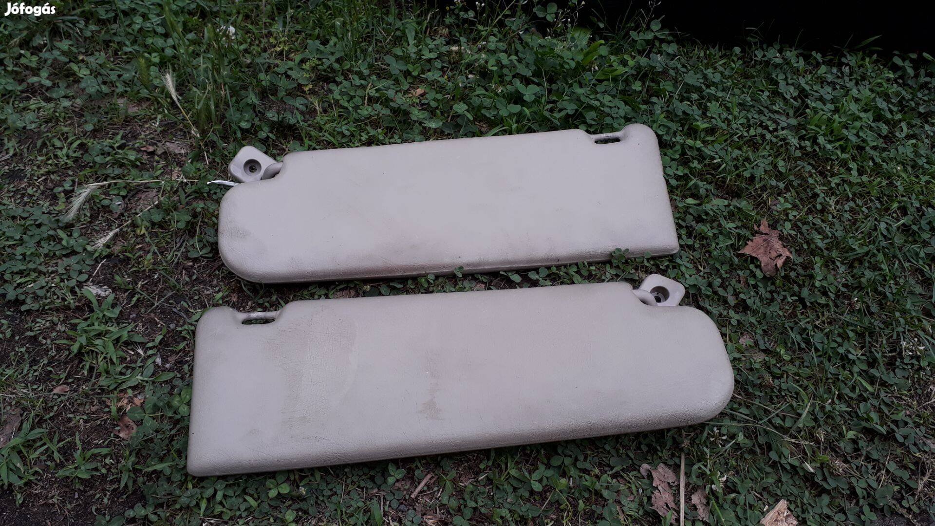Volvo v70 bézs napellenző panel