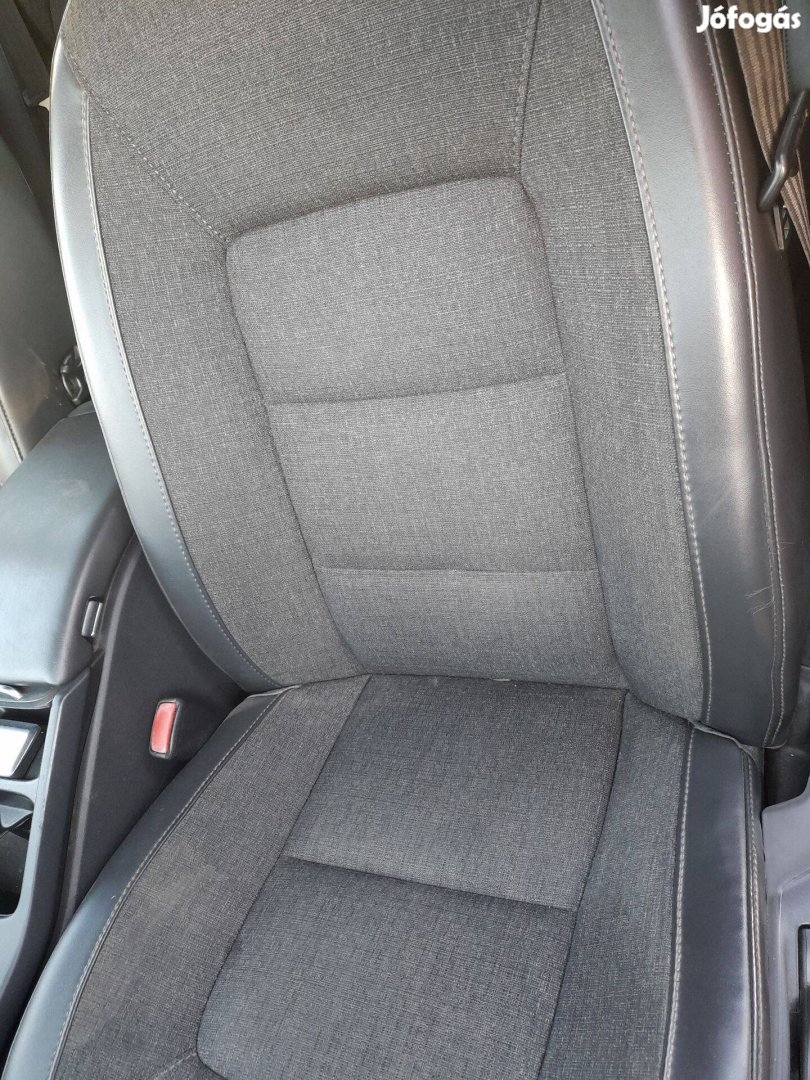 Volvo v70 xc70 komplett jó állapotú ülésgarnitúra eladó