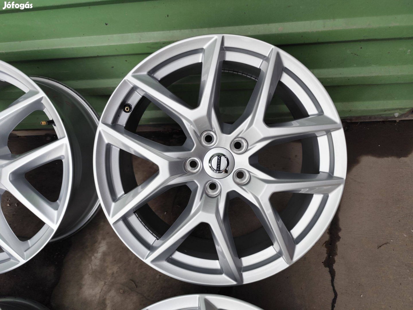Volvo xc40 XC60 gyári alufelni 5x108 18"