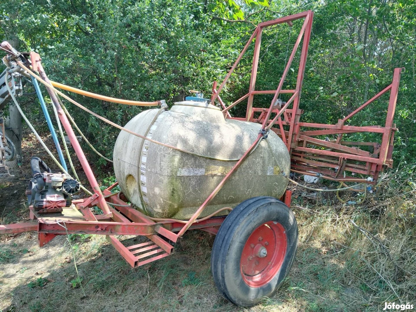 Vontatott permetező 1200 l