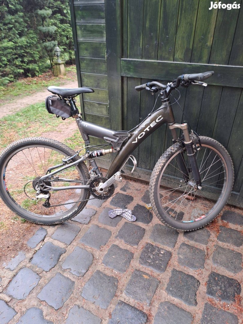 Votec összteleszkópos mountenbike