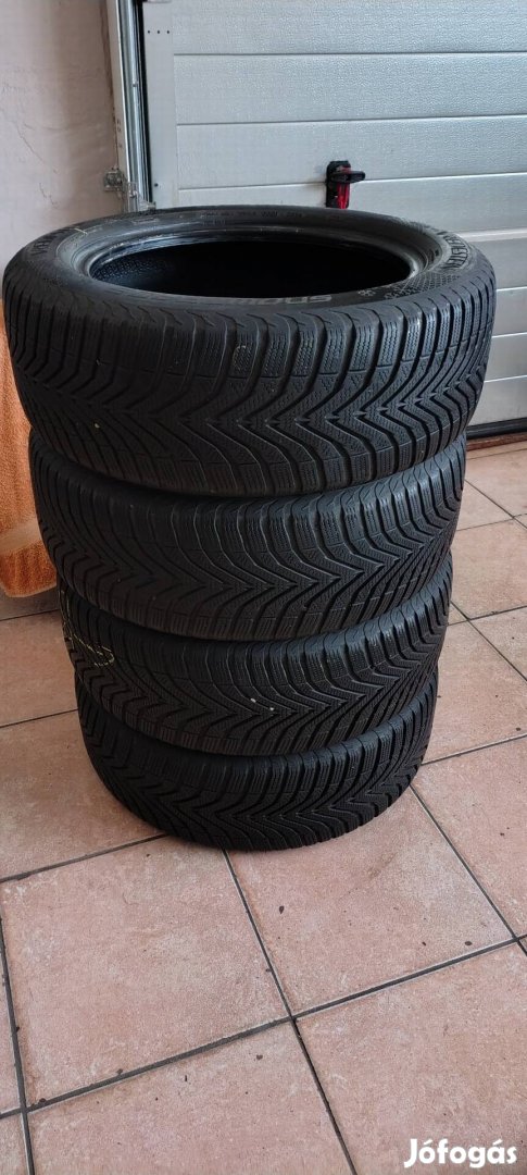 Vredestein 205/55 r16 téli gumik gumi abroncs garnitúra