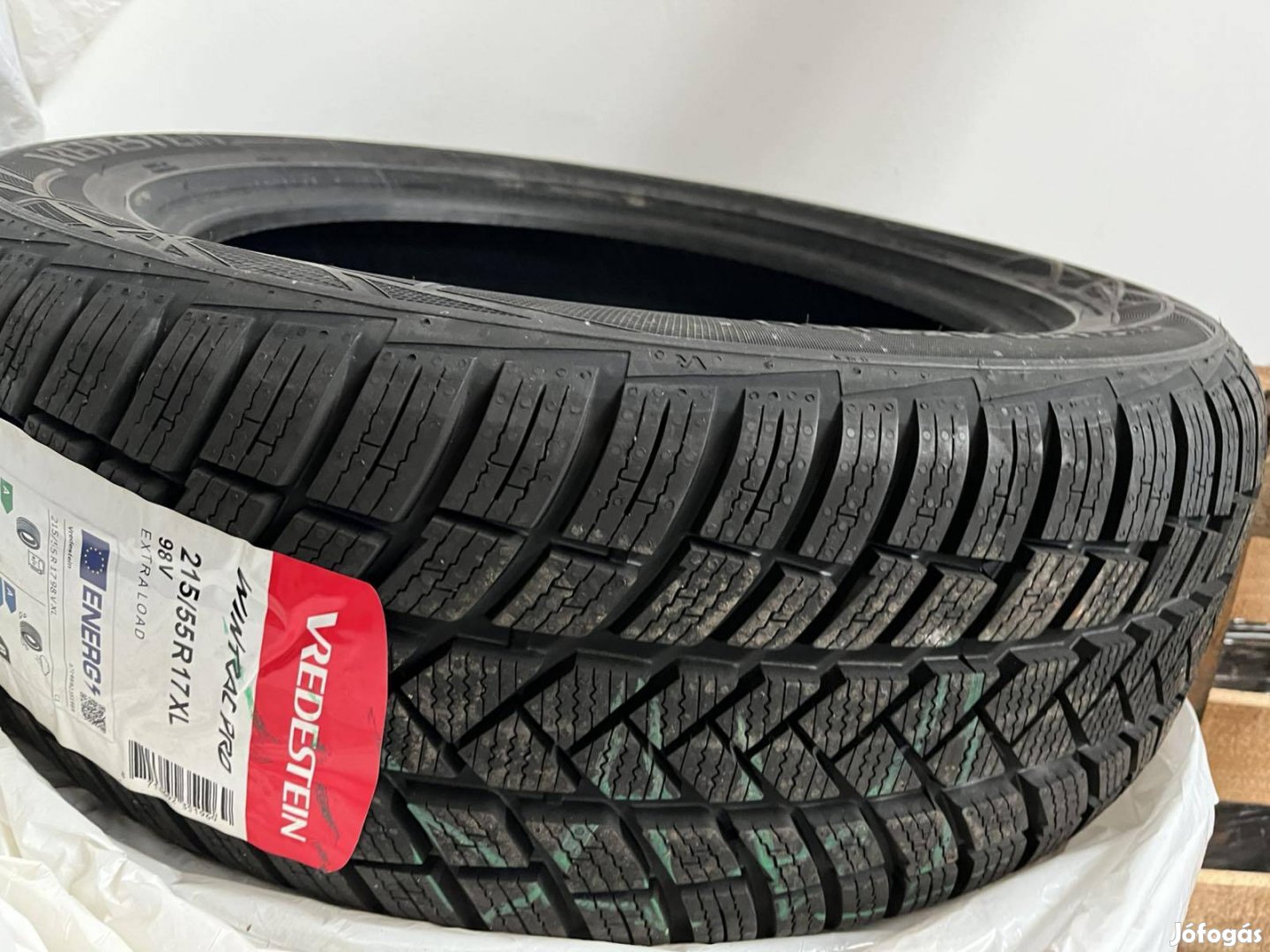 Vredestein 215/55 R17 Új Tárolt Akció!!!