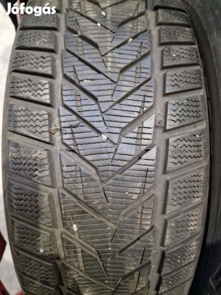 Vredestein 215/60R16 WINTRAC EXTREMES 6-7mm DOT18 használt gumi HG132