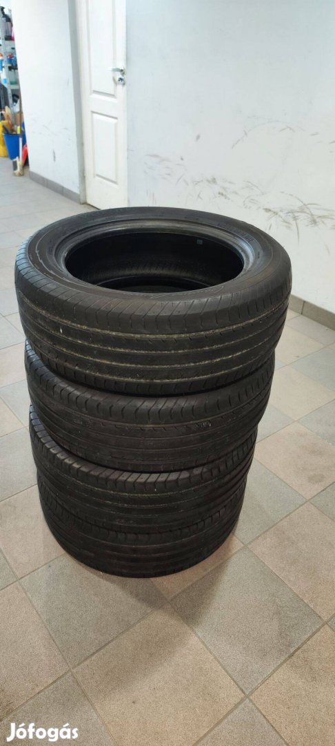 Vredestein 225/55R17 nyári garnitúra