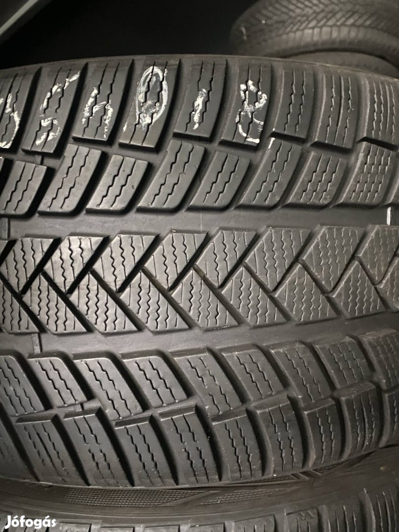 Vredestein 235/40 r18 téli gumi garnitúra 235/40r18