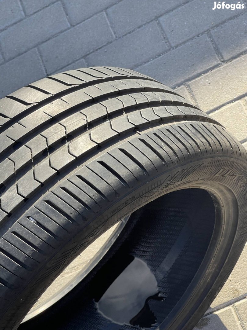Vredestein Ultrac Satin 245/40 zr18 nyári