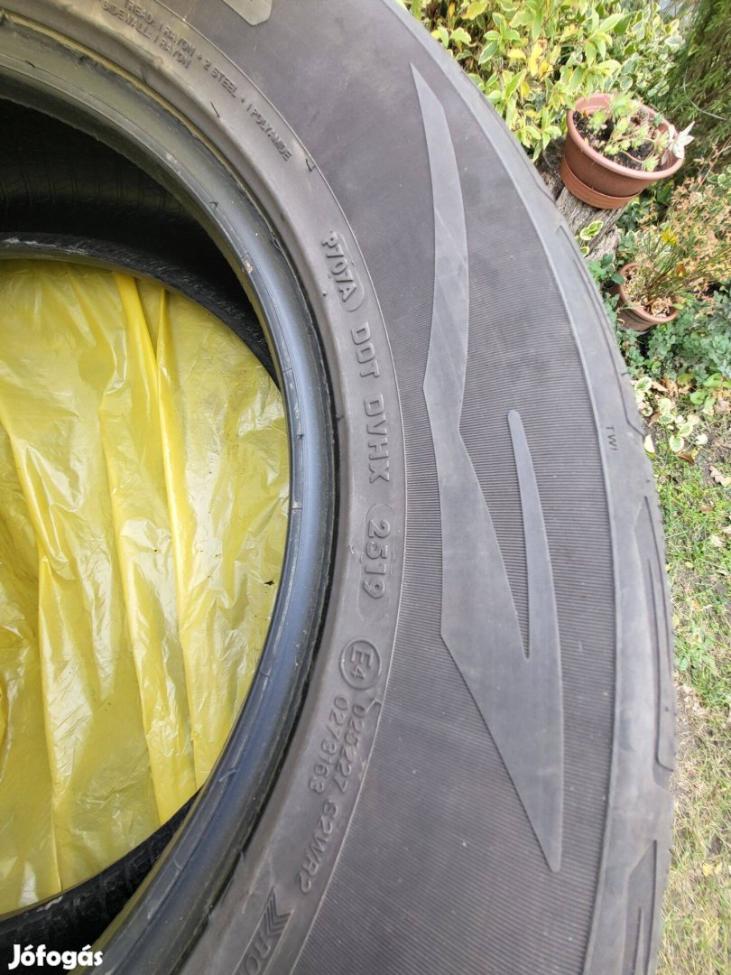 Vredestein Wintrac Xtreme 215/60 R16 téligumi szett