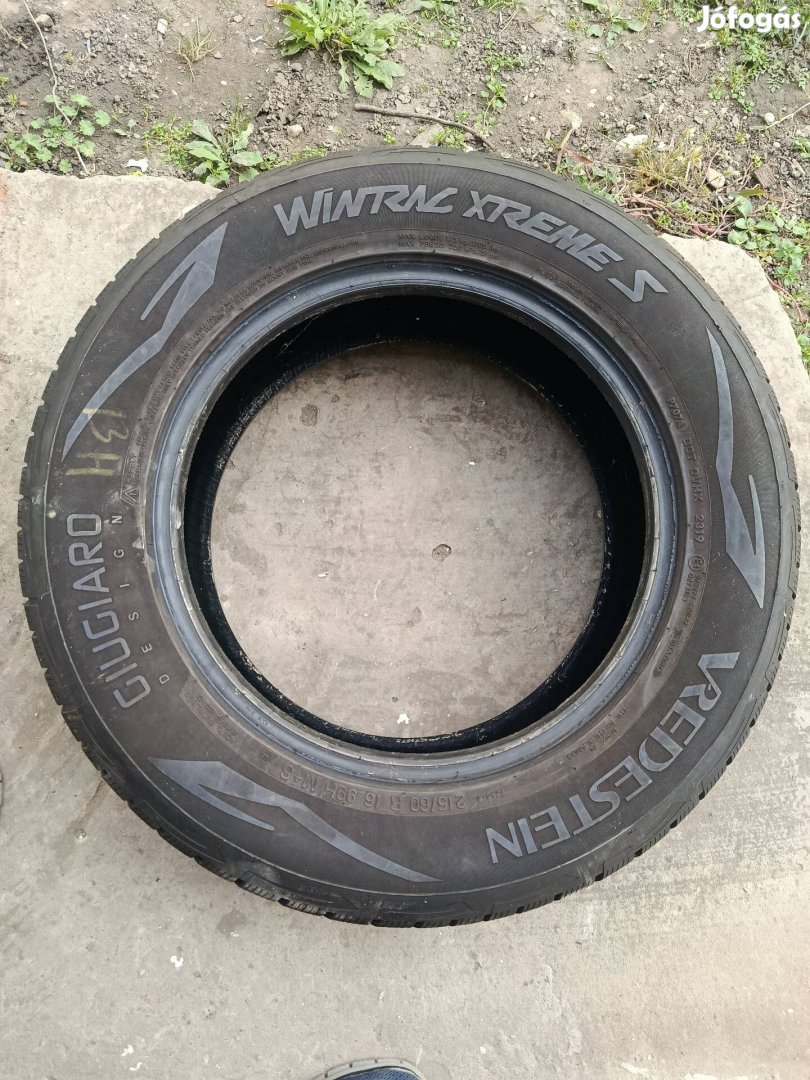 Vredestein Wintrac Xtreme S 215/60/16