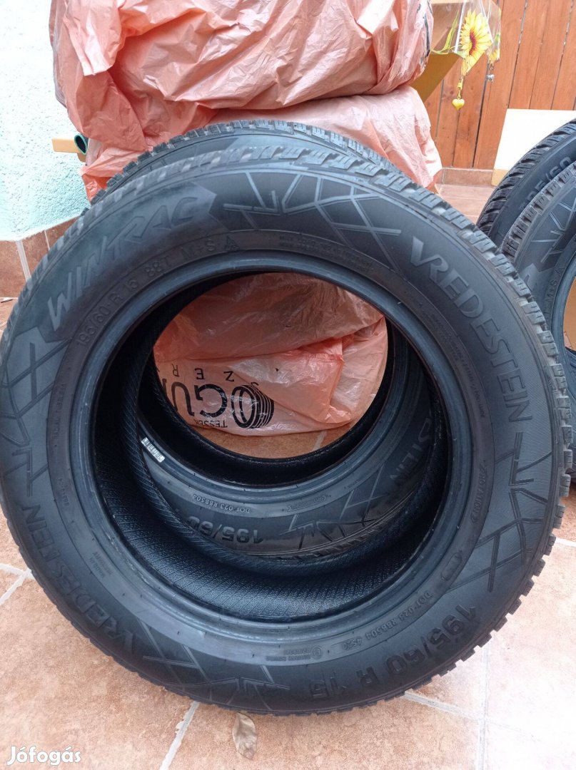 Vredestein Wintrac téligumi