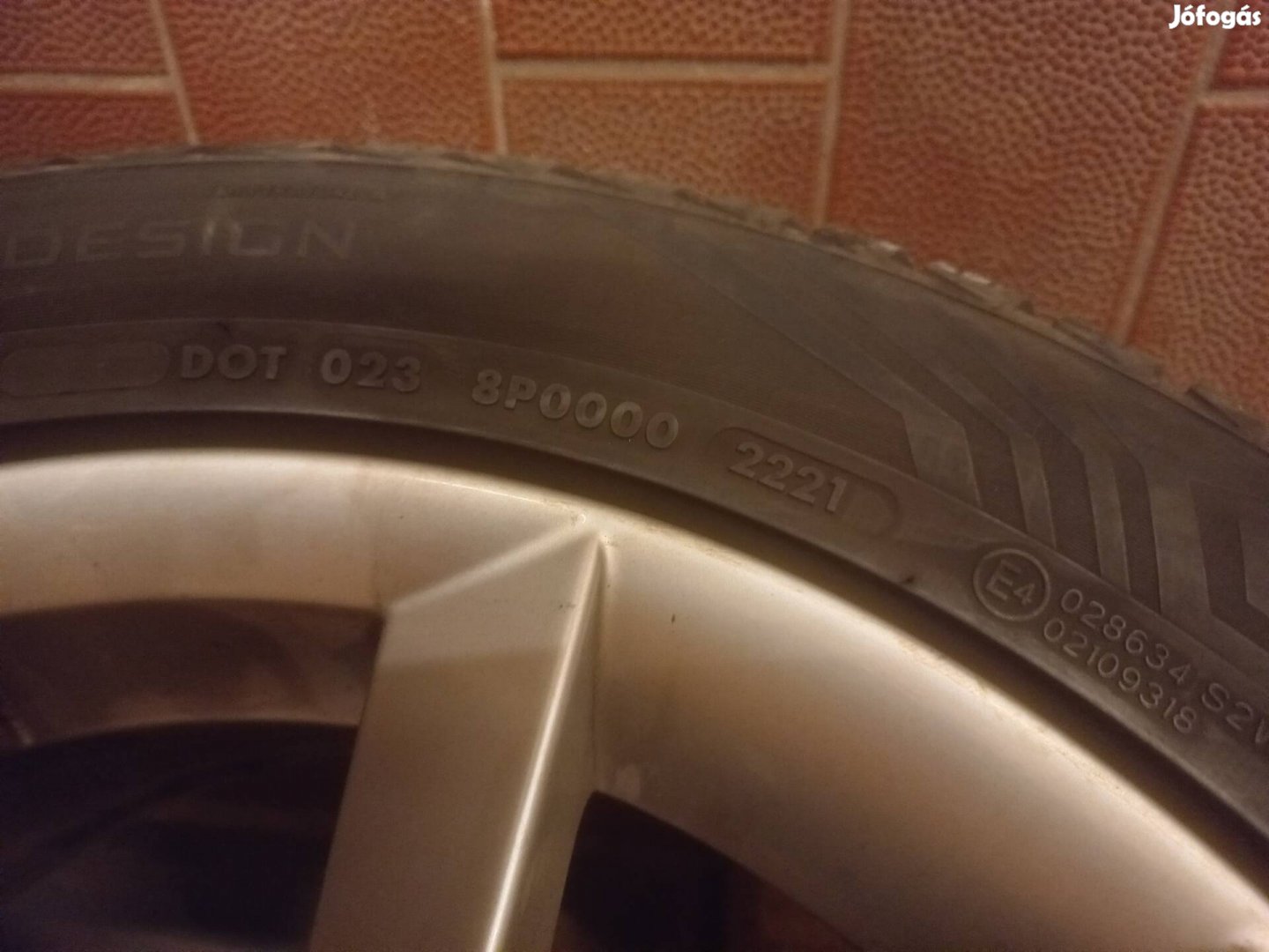 Vredestein négyévszakos gumik 235/45 R17 17". 4db 100ezer