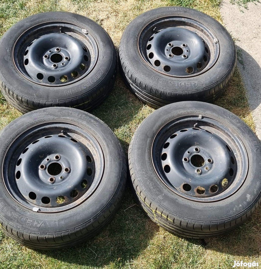 Vredestein téli gumi 175/65 R14 felnin