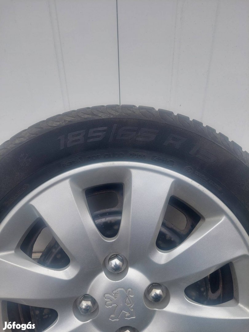 Vredestein téli gumi 185/65 r15