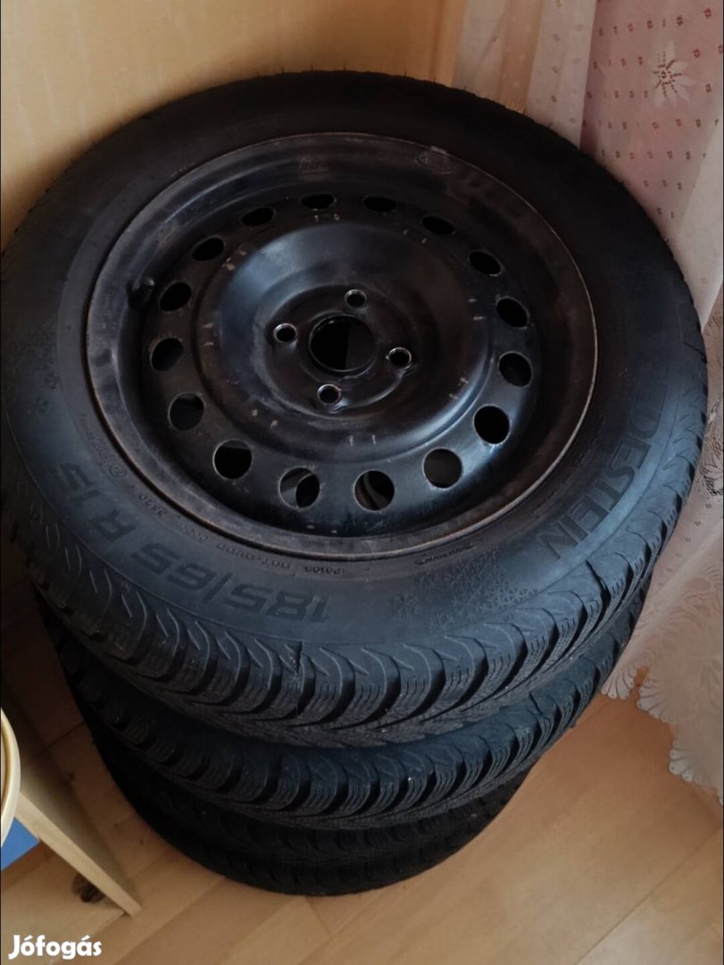 Vredestein téligumi eladó lemezfelnin 4×100