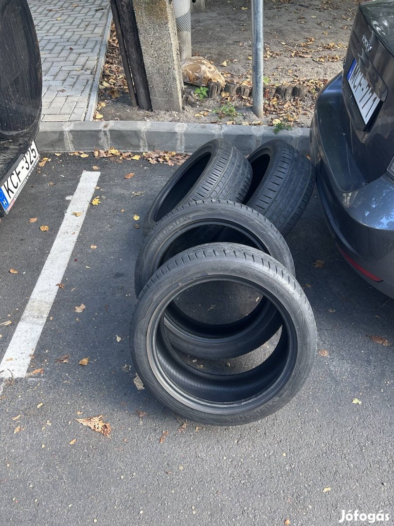 Vredestein ultrac satin 225/45r17 nyári gumi szett