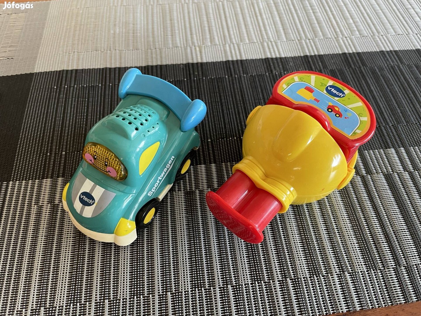 Vtech toot toot sportautó kilövővel