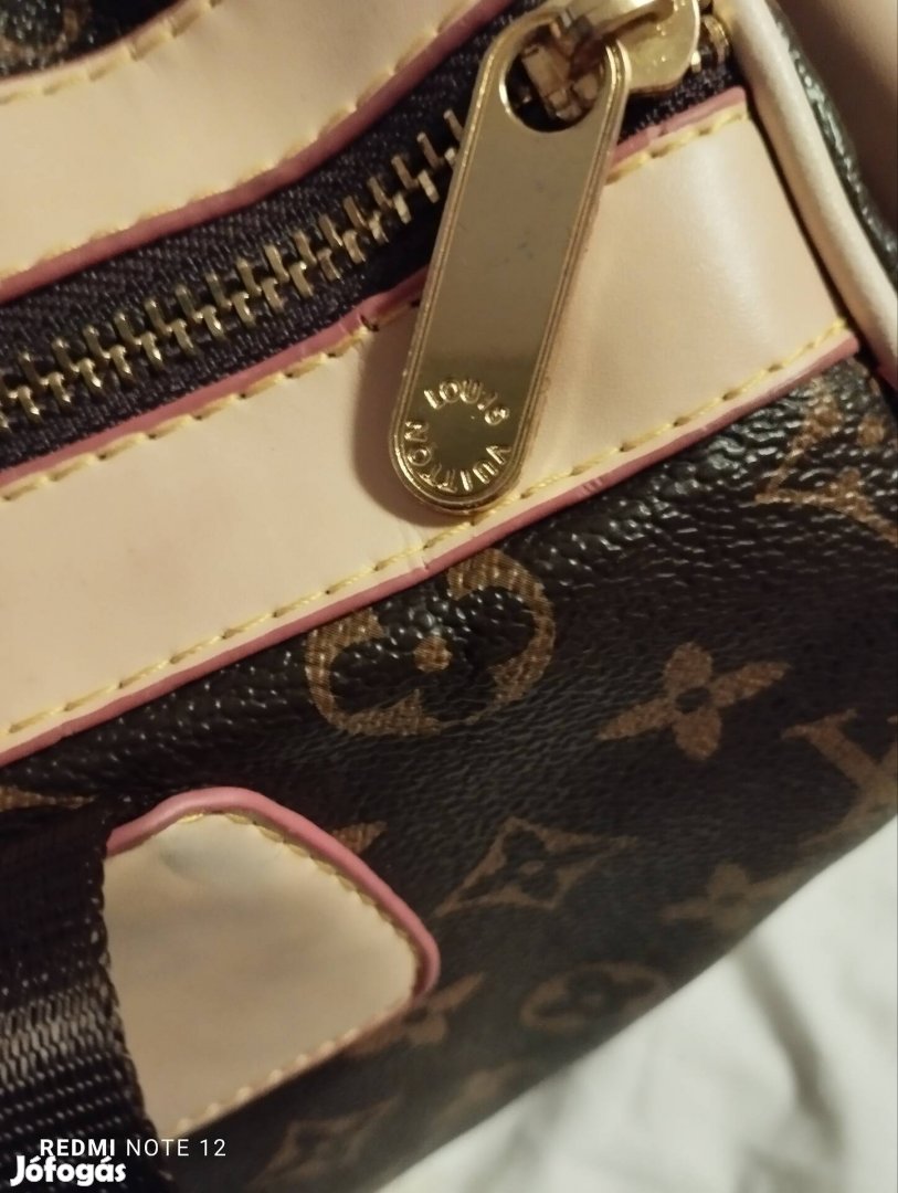Vuitton női táska 