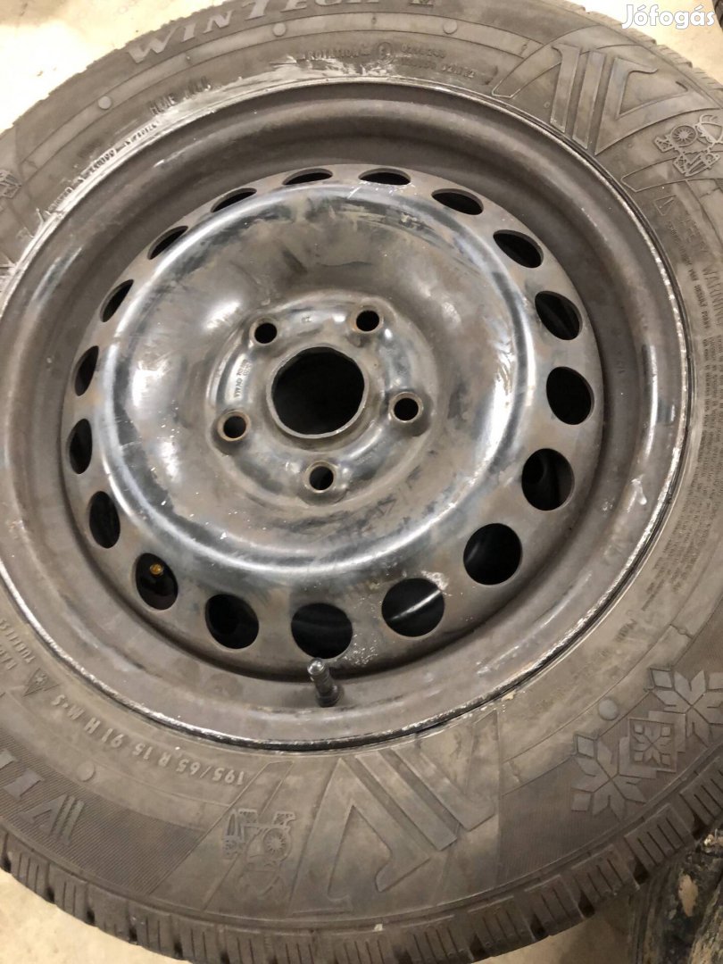 Vw 5x112 15" lemezfelni felni 195/65r15 teligumikkal