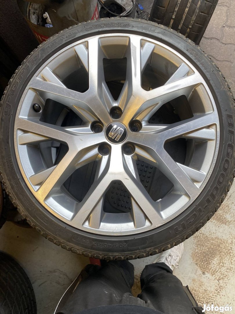 Vw Cross polo alufelni 5x112 ET38