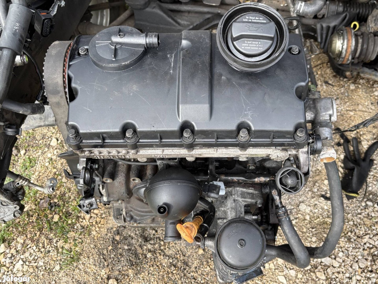 Vw Golf 4 Bora Beetle 1.9 ATD AJM AXR motor hengerfej szelepfedél