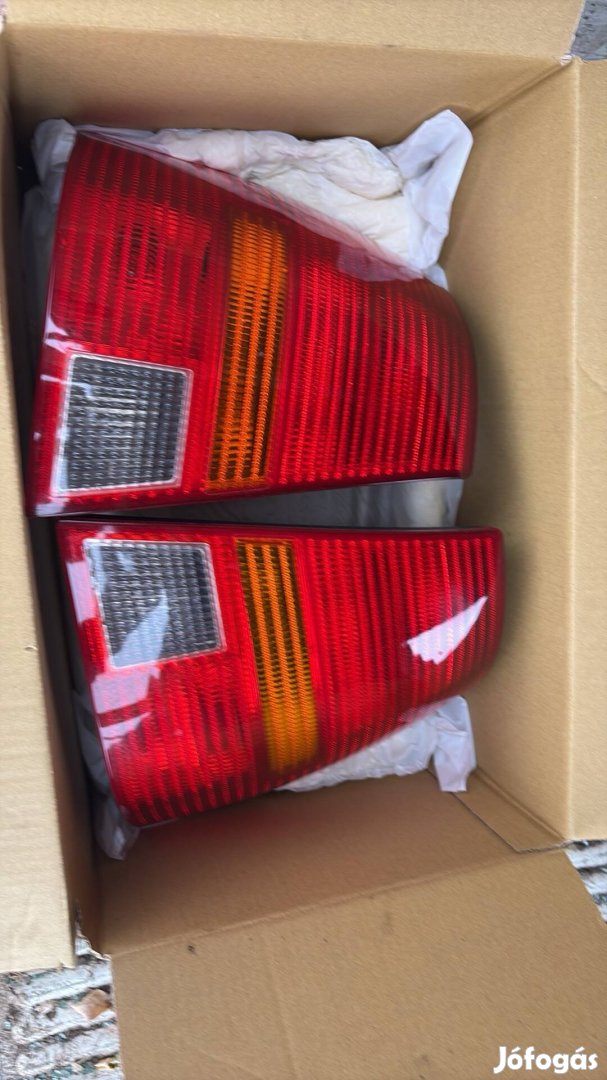 Vw Golf 4 Bora kombi hátsó lámpa pár
