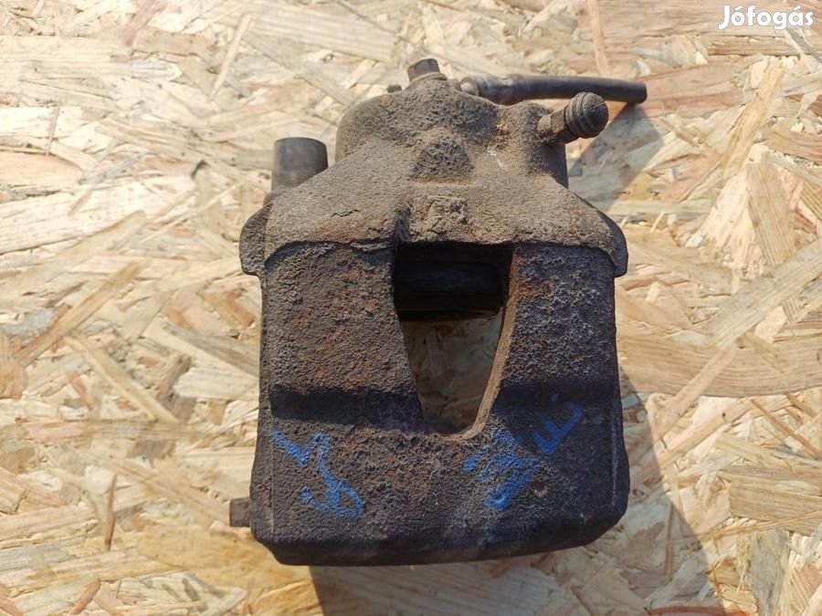 Vw Golf 5 (2004-2009) 1.9Tdi Diesel Bal Első Féknyereg